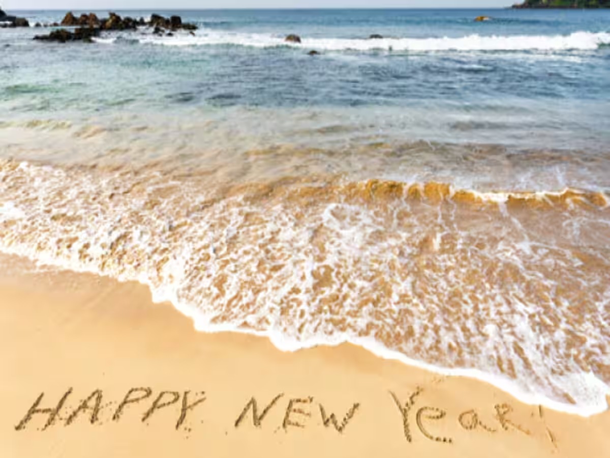 New Year 2024 Celebration In Goa: गोवा के इन बीच पर शानदार होता है नए साल का जश्न, रौनक देख खुश होगा मन
