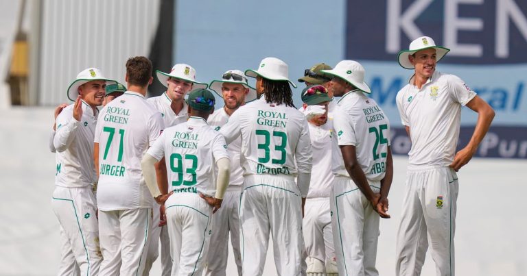 IND vs SA: दूसरे टेस्ट से पहले दक्षिण अफ्रीका को लगा बड़ा झटका, स्टार तेज गेंदबाज बाहर, जानें कारण