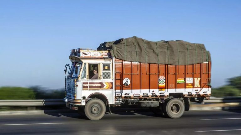 ट्रक चालकों के लिए अच्छी खबर, स्पेशल हाई स्पीड कॉरिडोर पर इतने रफ्तार से दौड़ेंगे Truck