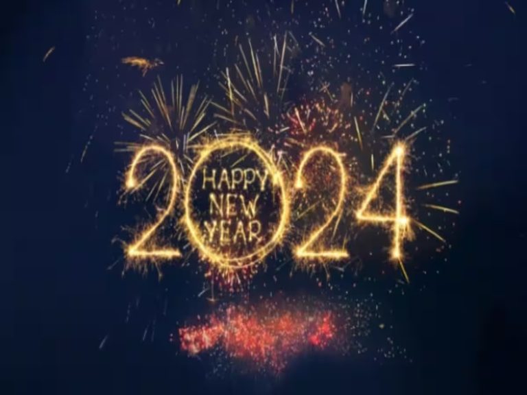 Happy New Year 2024: डिब्बे में डिब्बा, डिब्बे में… ग्रीटिंग वाली इन शायरियों से दोस्तों को दिलाएं बचपन की याद