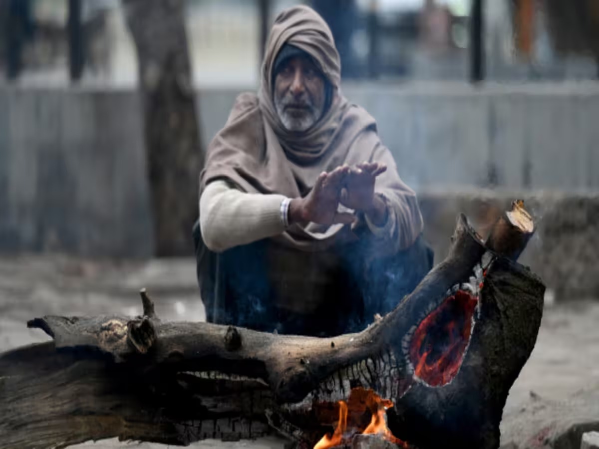 इन राज्यों में शीतलहर बढ़ाएगी कड़ाके की ठंड, बारिश के भी बने आसार; IMD की चेतावनी