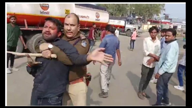 Indore News: ड्राइवरों के खिलाफ नया कानून लाने का विरोध, इंदौर में प्रदर्शन के दौरान पुलिसवालों से हाथापाई