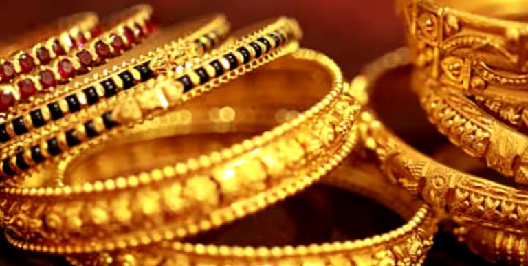 Gold Price Today: सोना और चांदी आज हुआ सस्ता, फटाफट चेक कर लें ताजा रेट्स