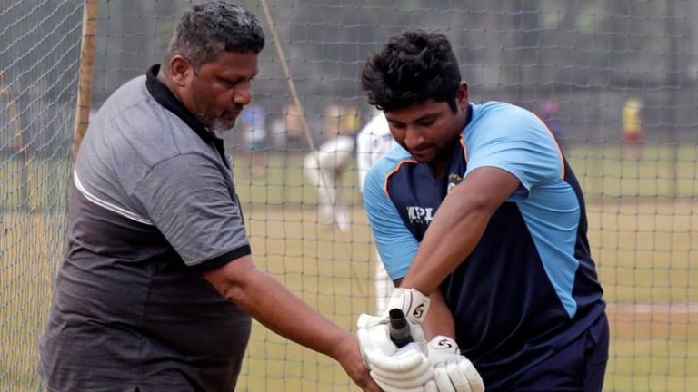 टीम इंडिया में चयन होने पर सरफराज खान के पिता ने जताई ख़ुशी, पहला रिएक्शन आया सामने