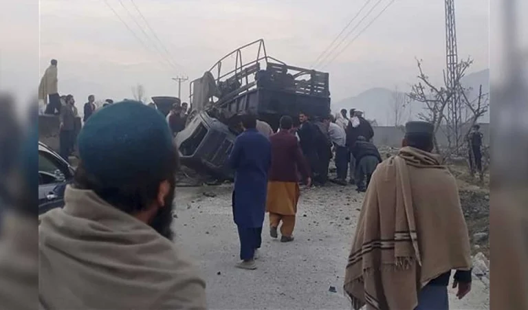 Kabul में बम विस्फोट से कम से कम तीन नागरिकों की मौत, चार घायल