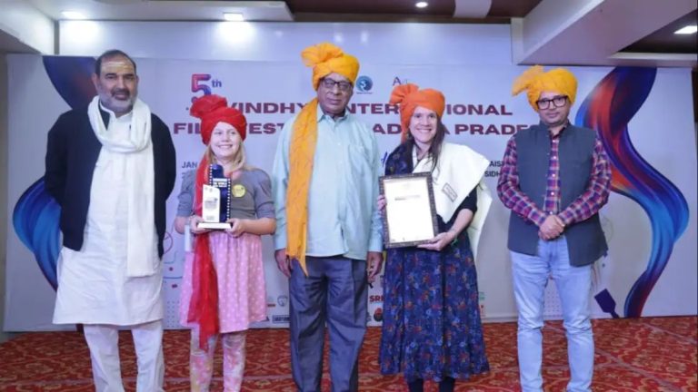 Vindhya Film Festival: ‘V3: विंध्‍य विक्टिम वर्डिक्‍ट’ को मिले बेस्‍ट फीचर फिल्‍म समेत 3 अवार्ड, इंटरनेशनल कैटगरी में ग्रैंडसन रही बेस्‍ट मूवी