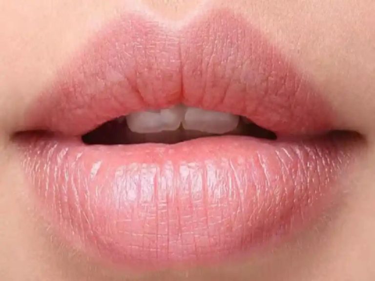 Pink Lips Tips- क्या आपके होंठ काले हो गए हैं, इनको गुलाबी बनाए रखने के लिए लगाए ये चीजें, फिर देखिए कमाल