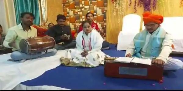 प्राण प्रतिष्ठा के दिन अयोध्या में बुंदेली भजन गाएंगे झांसी के कलाकार