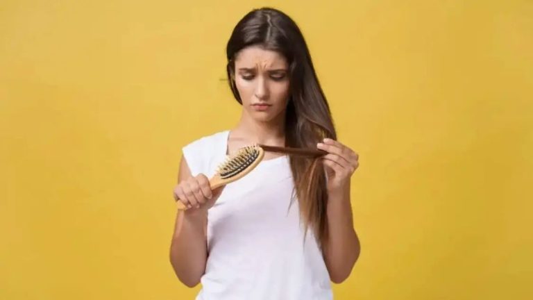 Hair Care Tips- कहीं आपके बालों के झड़ने का कारण आपका शैम्पू तो नहीं है, जानिए उसका लेबल