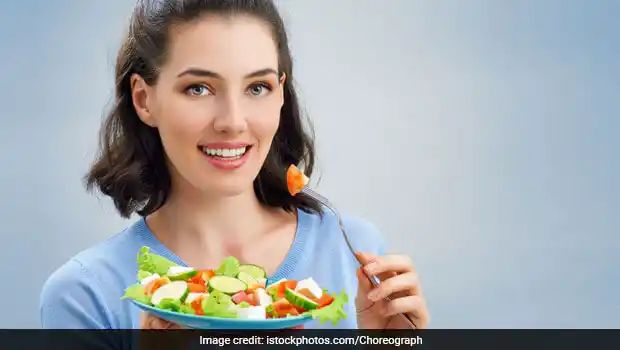 Healthy Life mantra : 50 की उम्र में रहना हेल्दी खाना शुरू कर दीजिए इस एक चीज को