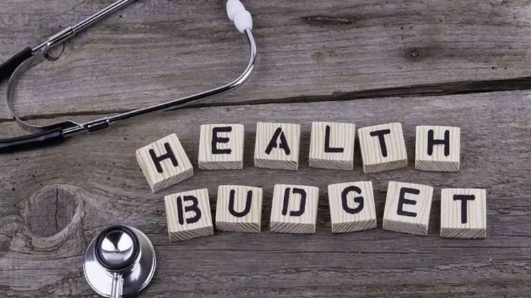 Budget 2024: कोविड के बाद से लगातार बढ़ा मेडिकल पर खर्च, सरकार चिकित्सा उपकरणों के इंपोर्ट पर दे सकती है राहत