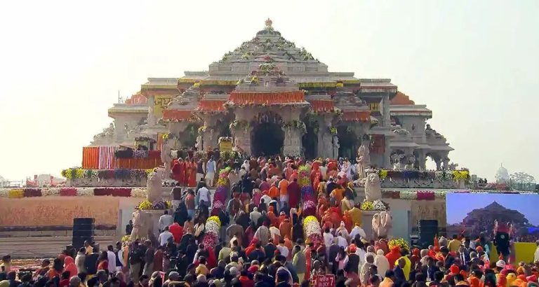 पाकिस्तान: राम मंदिर की प्राण प्रतिष्ठा के बाद क्या कह रहे हैं लोग?