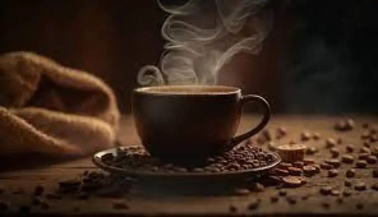 बढ़ने से लेकर आपके कप तक पहुंचने तक, कॉफी इस तरह करती है यात्रा