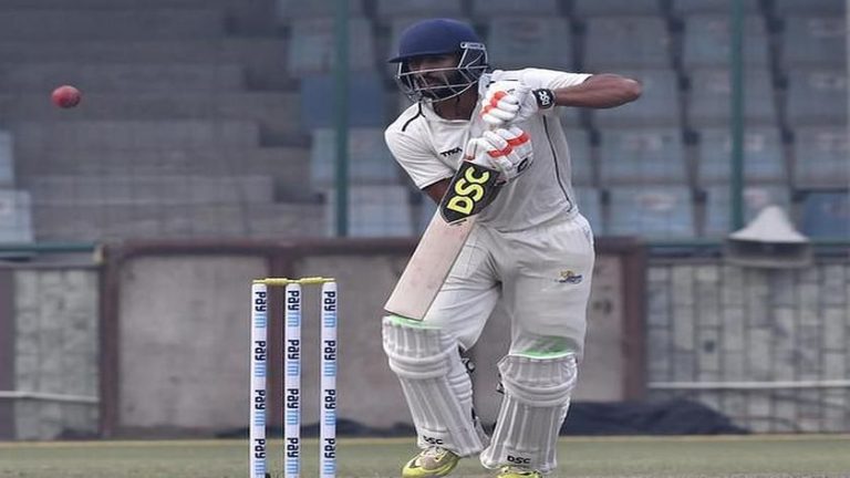 भारतीय ऑलराउंडर शतक के करीब, राहुल तेवतिया ने बल्ले से की रनों की बारिश, शाहबाज़ अहमद की घातक गेंदबाजी
