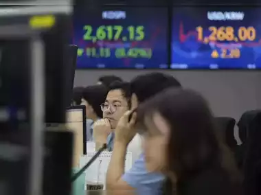 China Economy: छह ट्रिलियन डॉलर स्वाहा… चीन के बाजार में क्यों हो रहा है निवेशकों का ‘कत्लेआम’