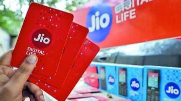 Jio ने कर दी सबकी छुट्टी! 3 महीने तक खुलकर करें बातें, 180GB मिलेगा इंटरनेट डेटा