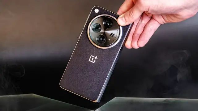 OnePlus यूजर्स का इंतजार खत्म, आखिरकार इस फोन में मिलने लगे लेटेस्ट फीचर्स