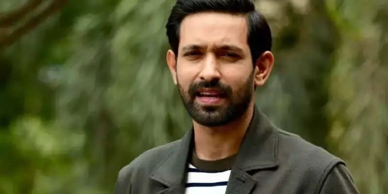 Vikrant-massey- विक्रांत मैसी की चमक गई किस्मत, राजकुमार हिरानी की वेब सीरीज में आएंगे नजर