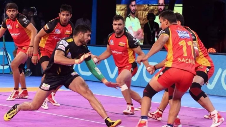 Pro Kabaddi Points Table 2024: प्रो कबड्डी लीग की अपडेटेड पॉइंट टेबल चेक करें, जयपुर पिंक पैंथर्स टॉप पर