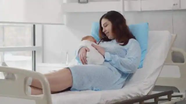 Pregnancy: प्रेग्नेंसी के आखिरी 3 महीनों में शरीर को इस तरह करें तैयार, आराम से होगी नॉर्मल डिलीवरी