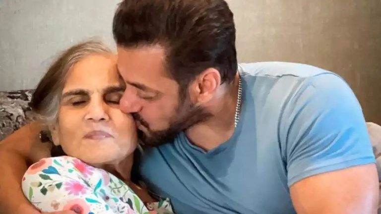Salman khan: ‘तरक्की का ये है राज’, अपनी दोनों माओं पर प्यार लुटाते दिखे भाईजान तो फैंस ने की जमकर तारीफ