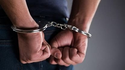 Delhi: दिल्ली, पंजाब और असम में ड्रग सप्लाई करने वाला IGI एयरपोर्ट से गिरफ्तार, कनाडा भागने के फिराक में था