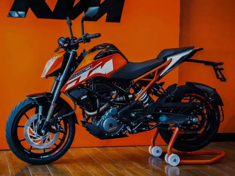 KTM Duke पर चल रहा हैं ये धमाकेदार ऑफर, आज ही ले जाएं घर