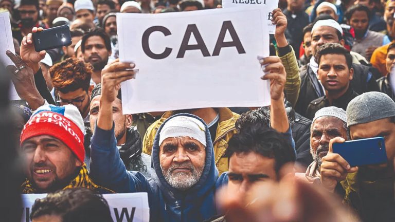 बंगाल में CAA के तहत नागरिकता प्रदान करना शुरू, ममता ने जताया है विरोध