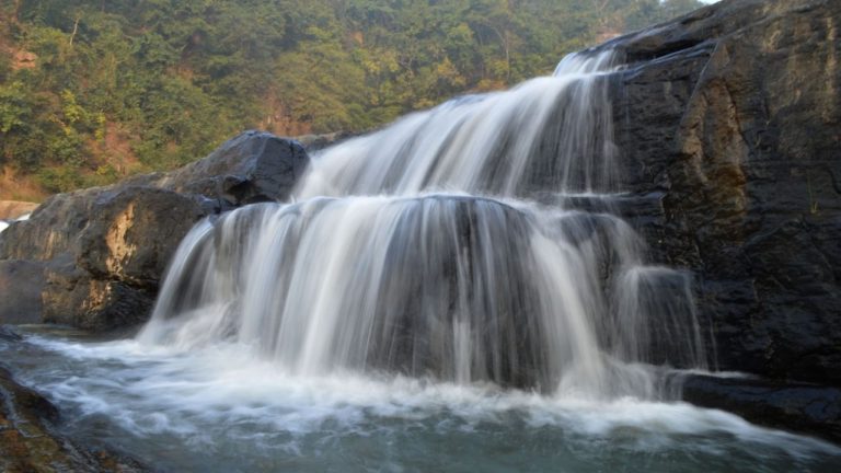 Bhurmuni Waterfall: उत्तराखंड के इस मिनी कश्मीर में मौजूद है छिपा हुआ झरना, खूबसूरती बना देगी दीवाना