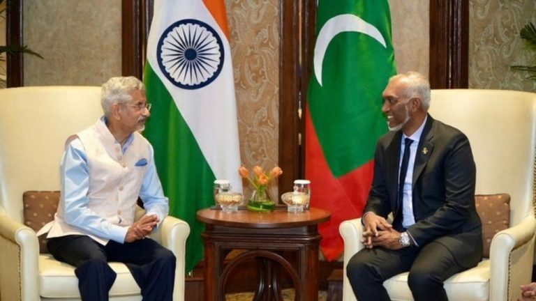 क्या भारत और मालदीव फिर आ रहे करीब, मोदी की शपथ के बाद विदेश मंत्री से मिले मुइज्जू