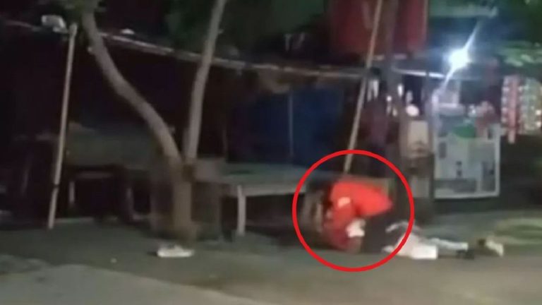 Momo वाले ने युवक को सड़क पर पटका, फिर चाकू से रेत डाला गला…लोग बनाते रहे वीडियो