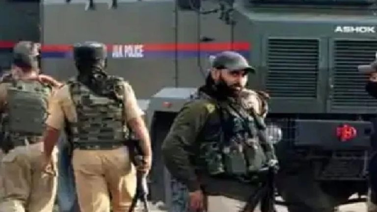 आतंकियों की डिजिटल साजिश… VIDEO में यूज किया सैफ अली खान की ‘फैंटम’ का पोस्टर, जम्मू कश्मीर पुलिस ने जारी किया अलर्ट