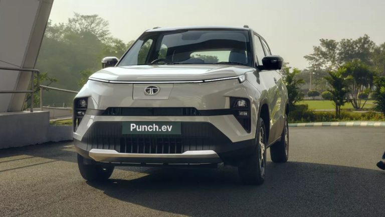 Tata Punch EV Full Review: 5-स्टार सेफ्टी रेटिंग वाली पंच ईवी कैसी है? देखिए वीडियो