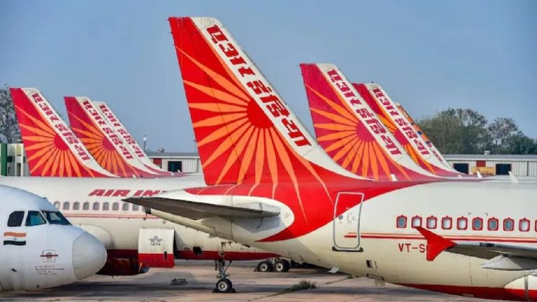 फ्लोर पर घसीटा, हैंगर से मारा…लंदन के होटल में Air India की क्रू मेंबर पर हमला