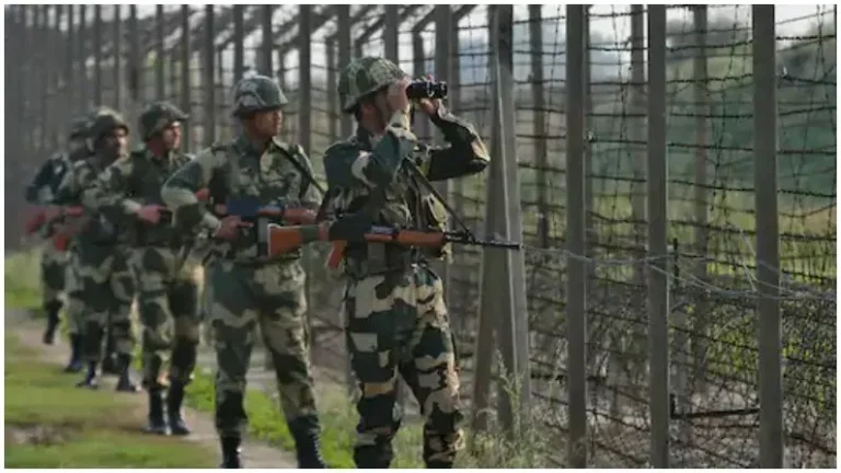 बाज नहीं आ रहा पाकिस्तान, LoC के पास शुरू किया कंस्ट्रक्शन, सेना ने की चेतावनी फायरिंग