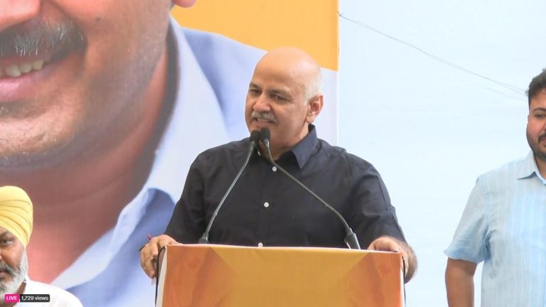 Manish Sisodia Live: हम भगत सिंह के चेले हैं…बीजेपी के ‘तोता-मैना’ से नहीं डरते- सिसोदिया