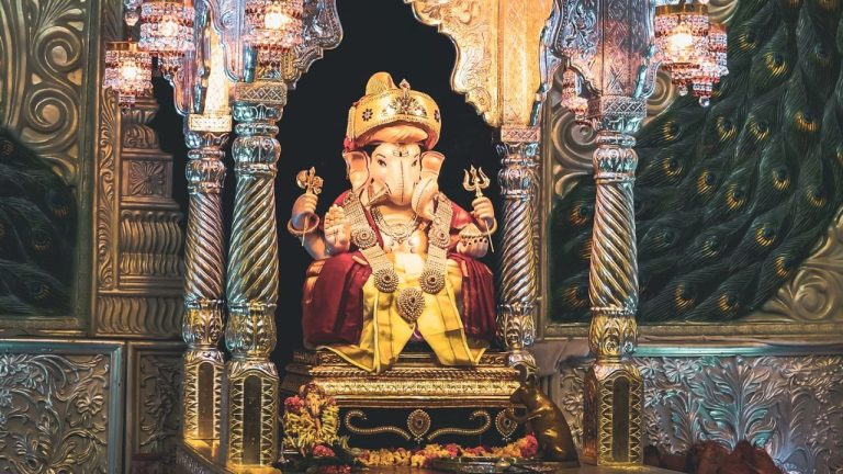 Ganesh Chaturthi 2024: दिल्ली-NCR में हैं बप्पा के ये खूबसूरत मंदिर, गणेशोत्सव पर कर लें दर्शन