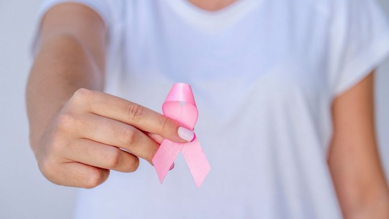 Breast Cancer : थर्मल ब्रेस्ट इमेजिंग स्क्रीनिंग से आसानी से होती ब्रेस्ट कैंसर की पहचान, जानें क्या है ये तकनीक