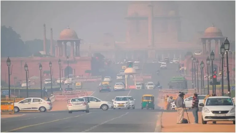 एयर पॉल्यूशन से निपटने के लिए दिल्ली में उच्च स्तरीय बैठक, सख्त कदम उठाने पर जोर